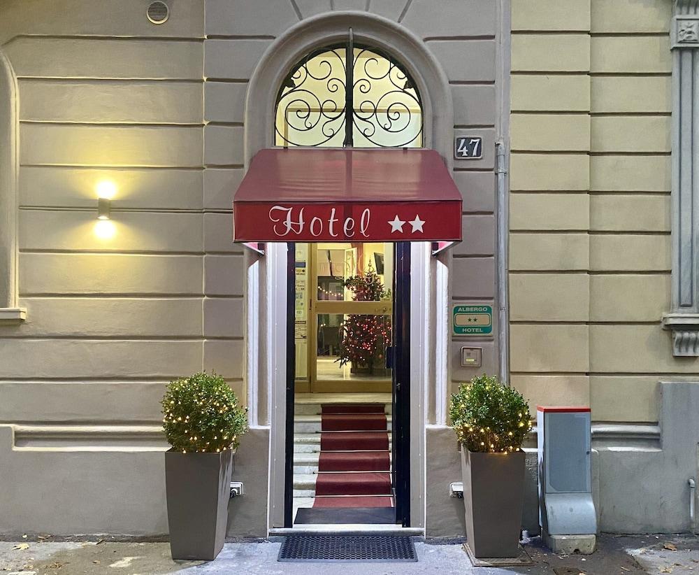 Hotel Due Giardini Milan Exterior photo