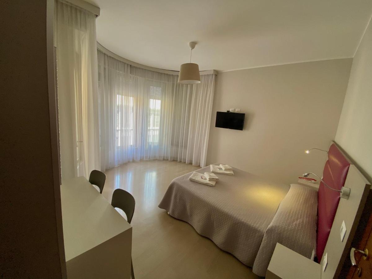 Hotel Due Giardini Milan Exterior photo
