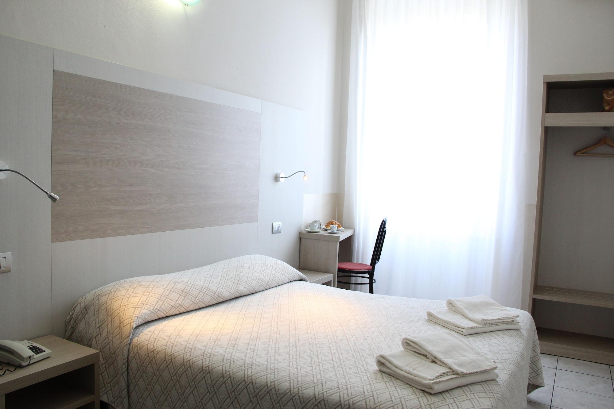 Hotel Due Giardini Milan Exterior photo