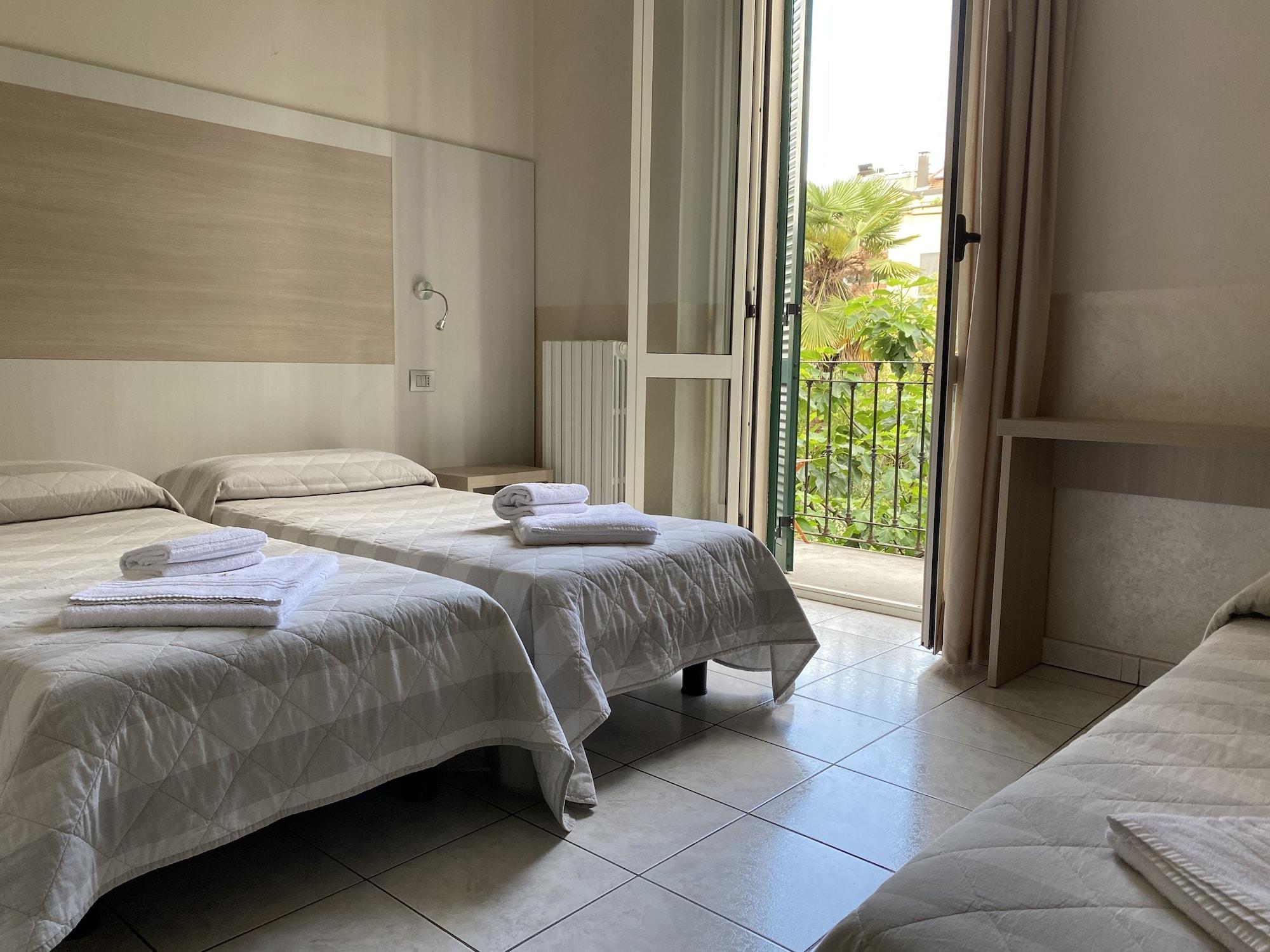 Hotel Due Giardini Milan Exterior photo