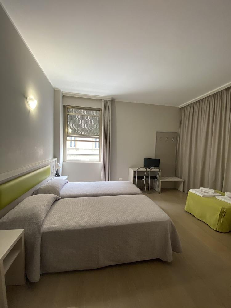 Hotel Due Giardini Milan Exterior photo